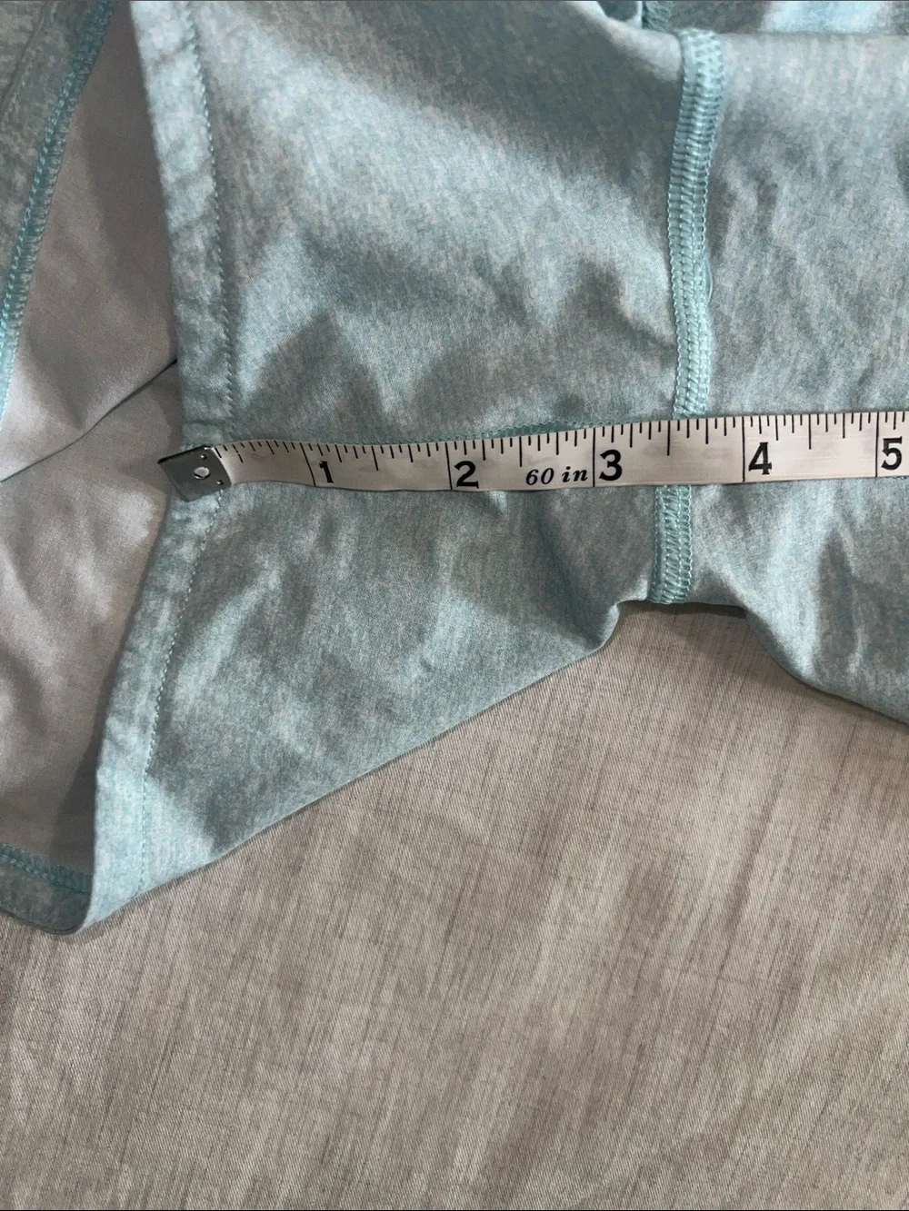 Lululemon Speed Up Running Shorts 4 inch Blue Women's 4 EUC Athletic - Picture 5 of 6